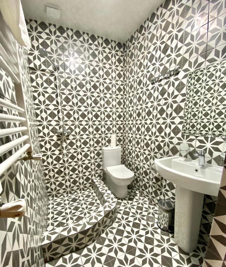 Freeze Inn Местия Экстерьер фото